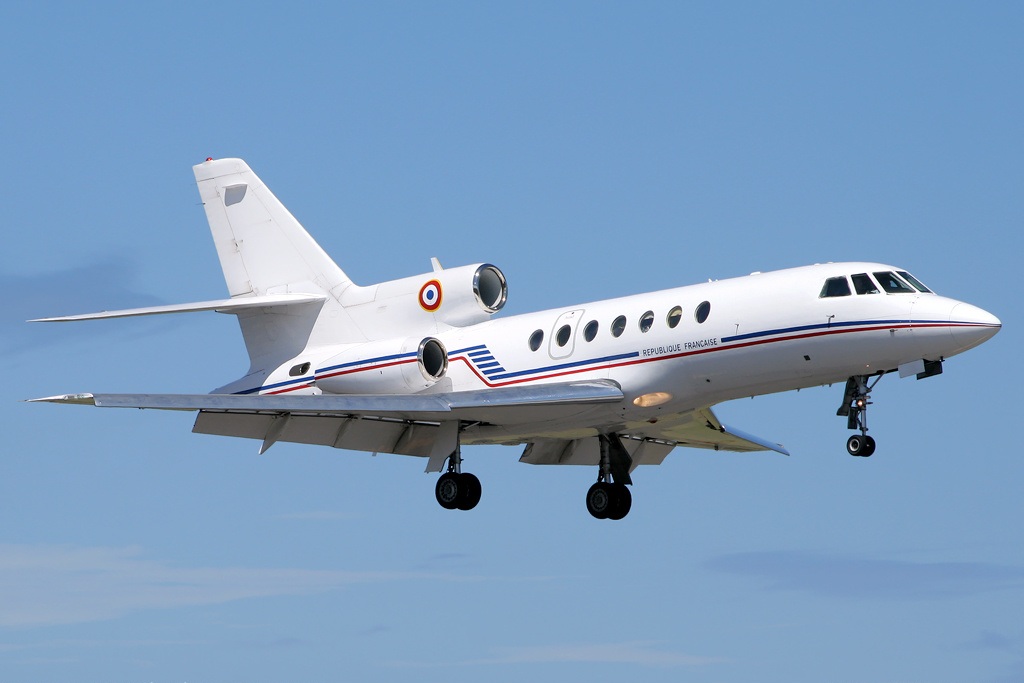 Dassault Falcon 50